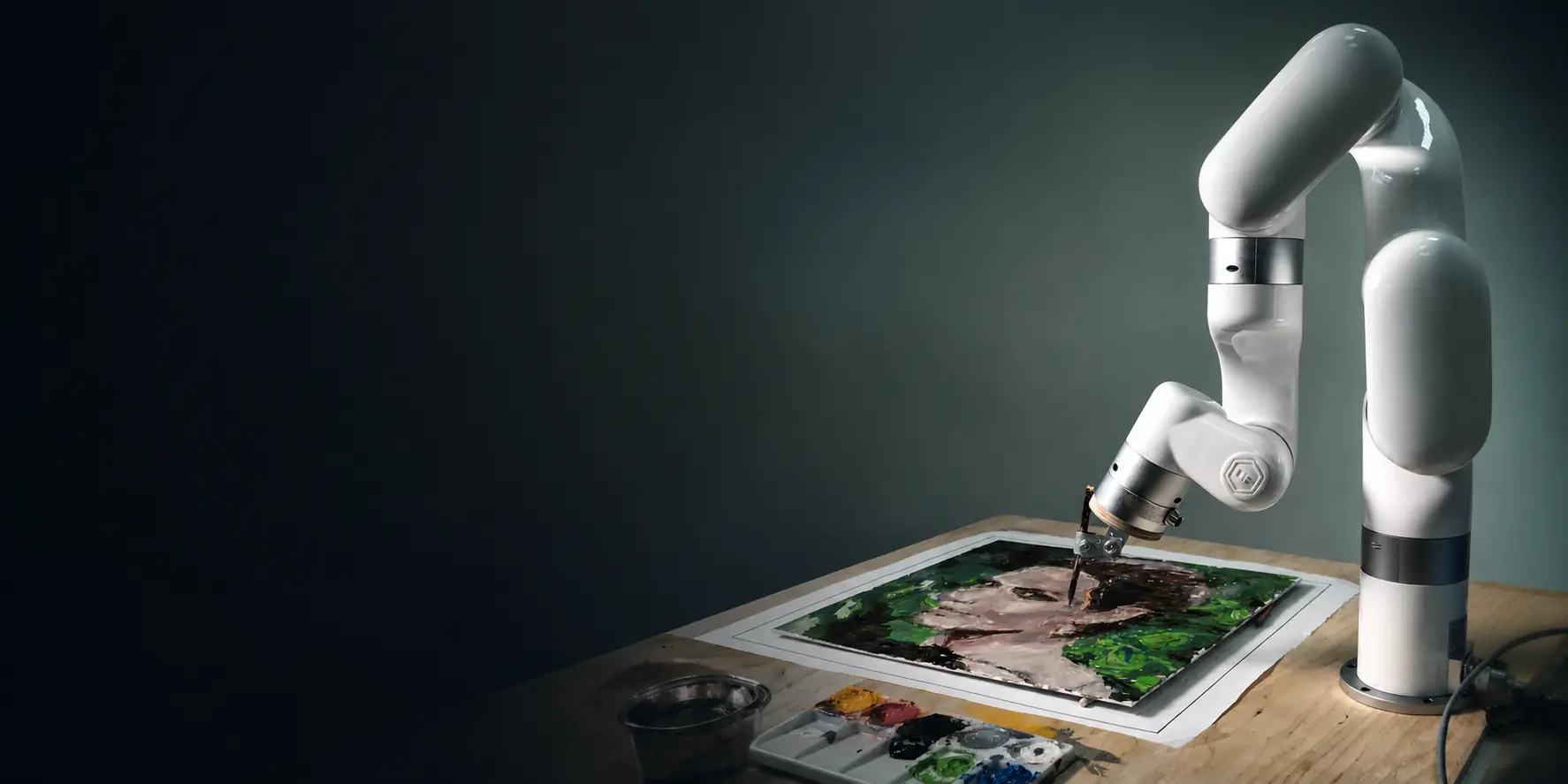 UFACTORY cobot painting a portrait